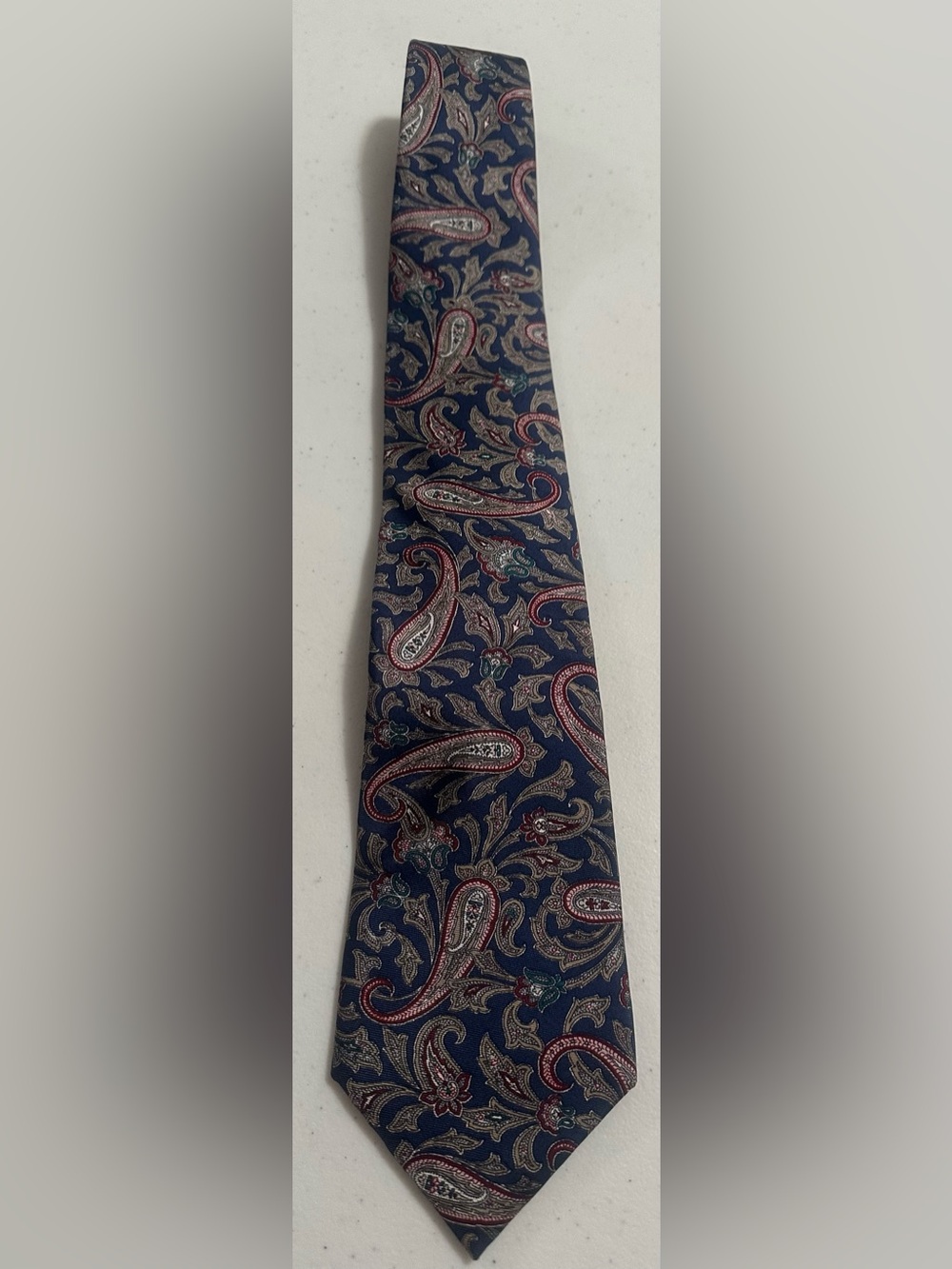 CHRISTIAN DIOR Navy Paisley Tie with Red and Beige Accents